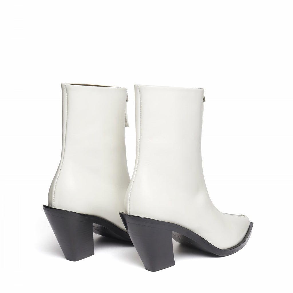 Eclair Zipper Boots Leather White – Elleme International